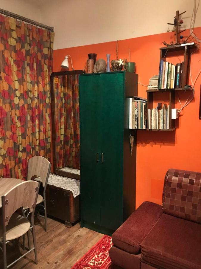 ריגה Cozy Condo For Up To 3 Travellers, With Kitchen And Bath מראה חיצוני תמונה